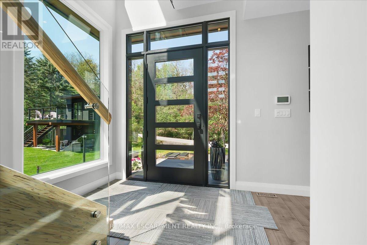 1309 Beaufort Drive, Burlington, ON - Indoor Photo Showing Other Room