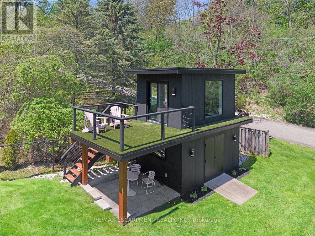1309 Beaufort Drive, Burlington, ON - Outdoor