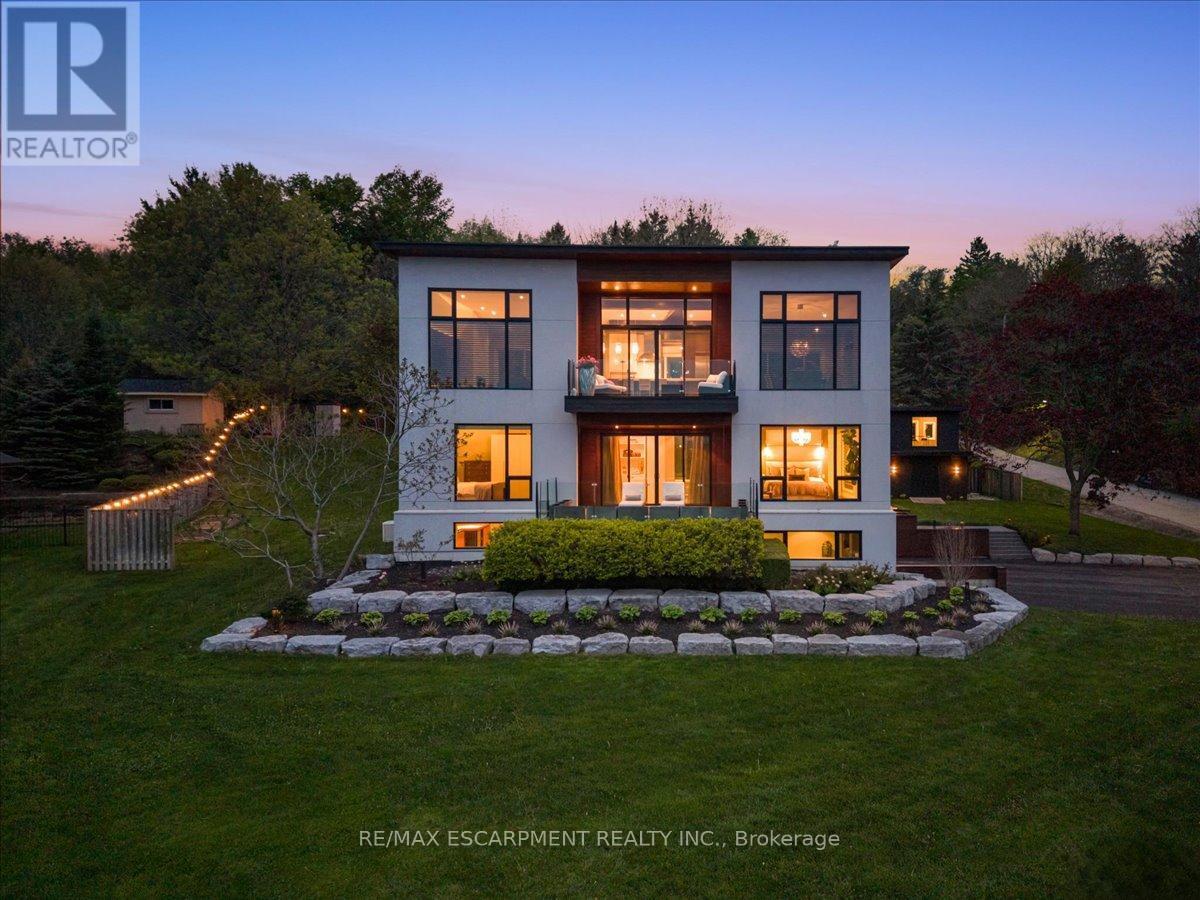 1309 Beaufort Drive, Burlington, ON - Outdoor