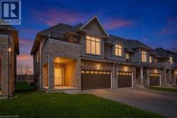 67 PINOT Crescent Stoney Creek, ON L8E 0J9