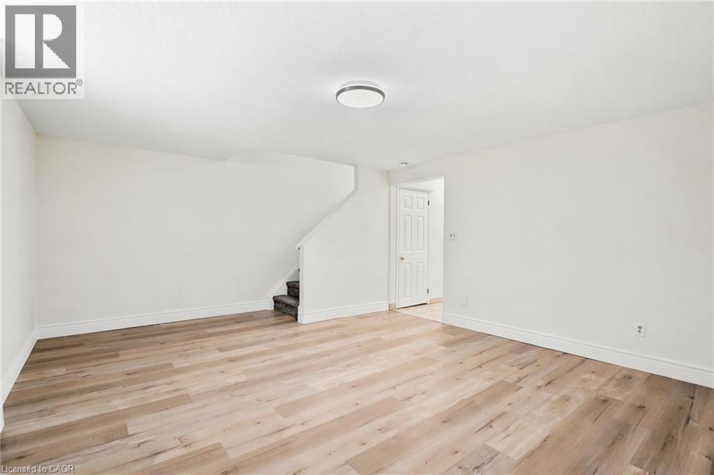 65 Mount Albion Road Unit# 4, Hamilton, ON - Indoor Photo Showing Other Room
