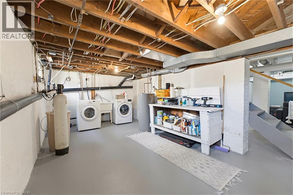 45 Middleton Street, Cambridge, ON - Indoor Photo Showing Basement