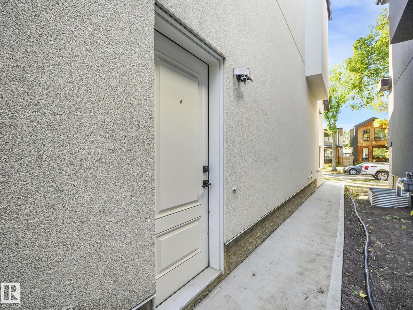 10963 129 St Nw, Edmonton, AB - Outdoor With Exterior
