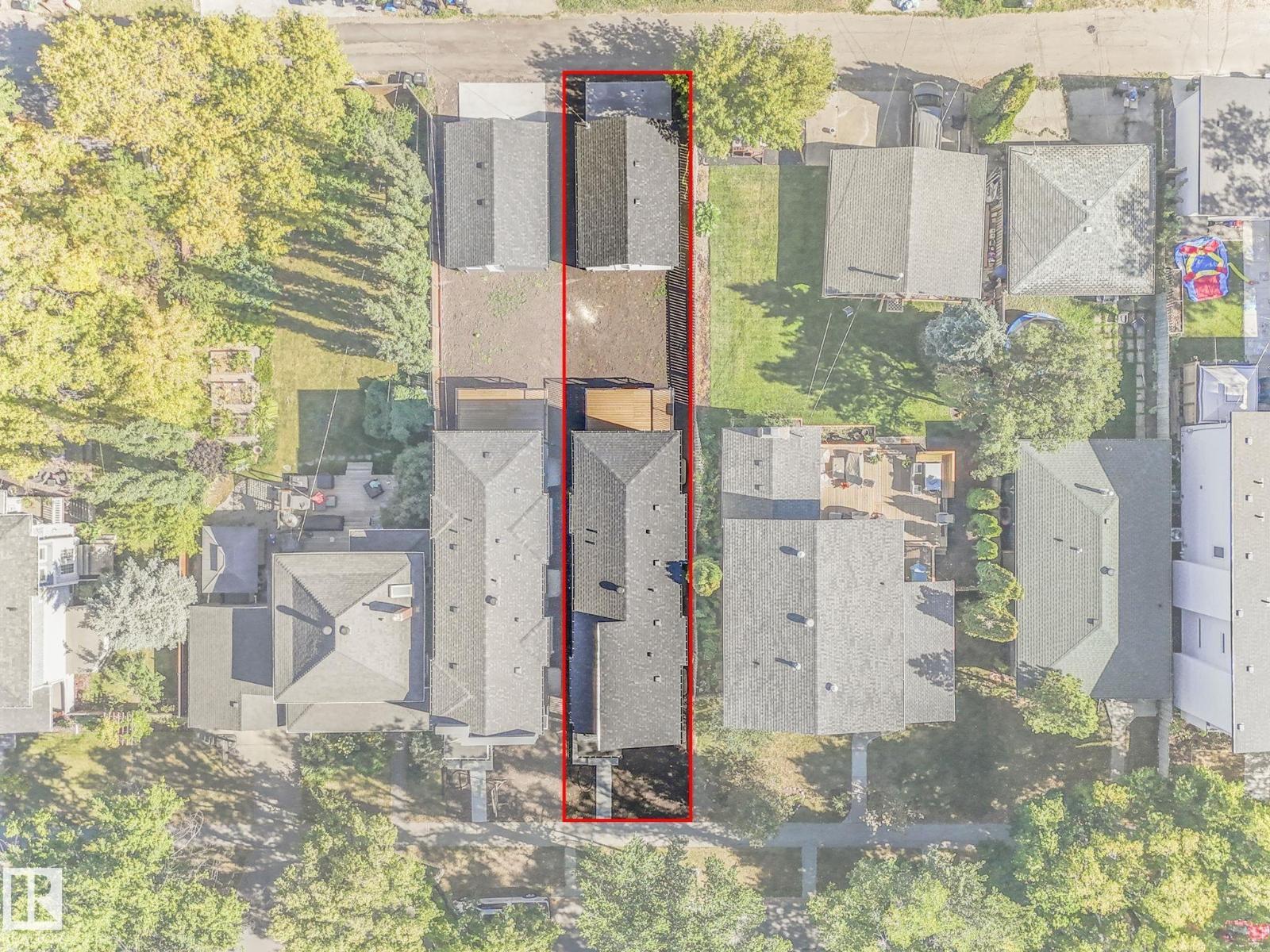 10963 129 St Nw, Edmonton, AB -