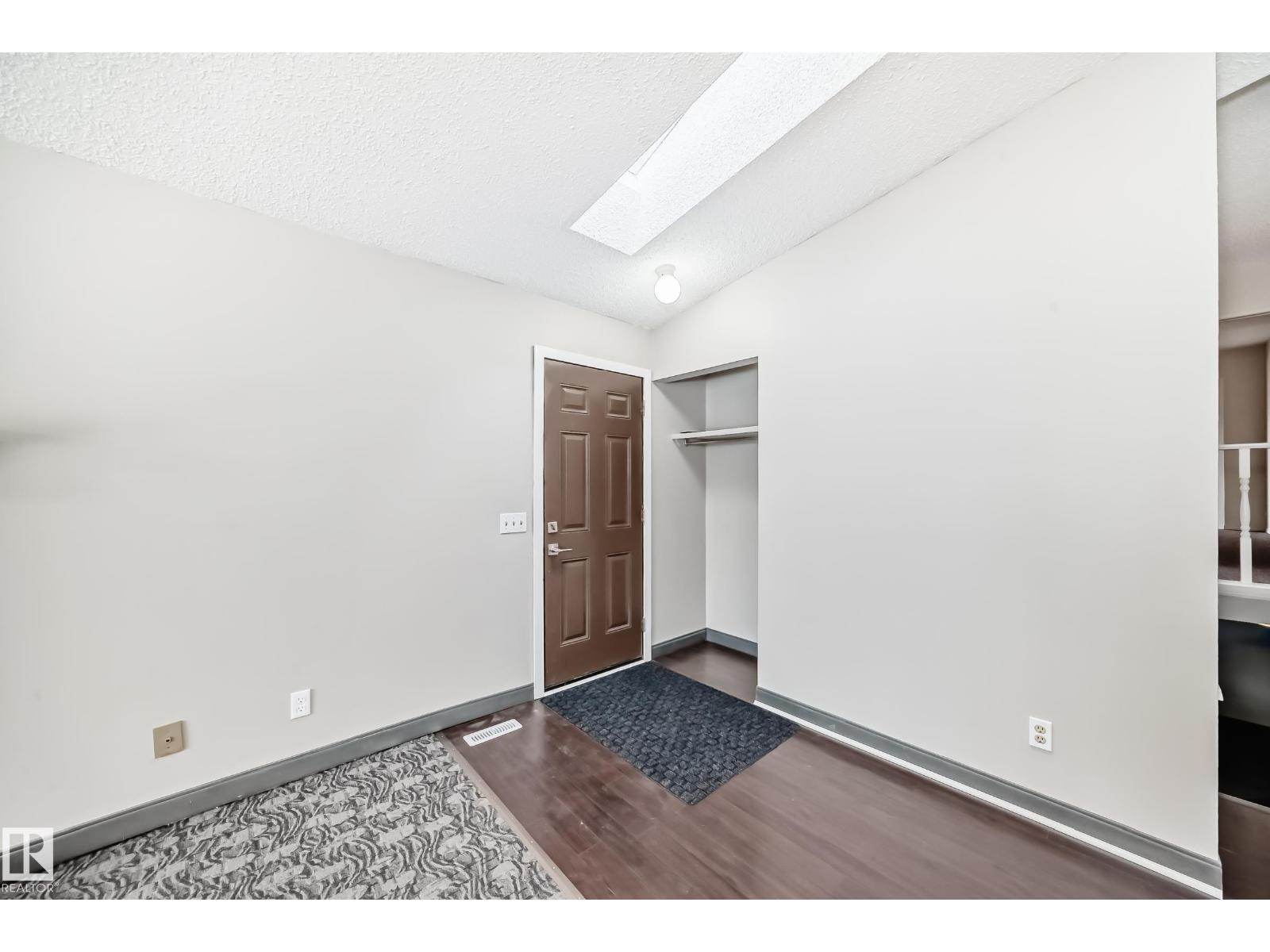 8516 190 St Nw, Edmonton, AB - Indoor Photo Showing Other Room