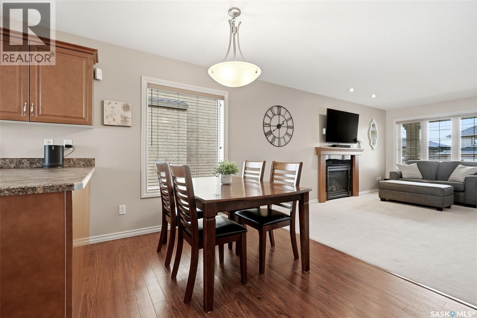2090 Laurier Bay E, Regina, SK - Indoor With Fireplace