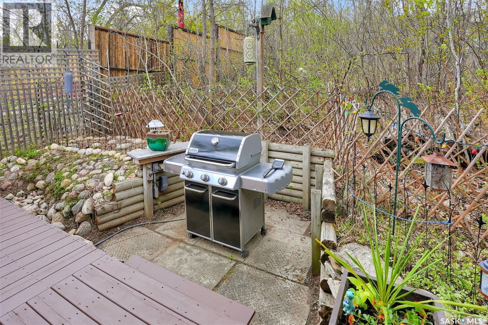 109 Shaw Drive, Regina Beach, SK - Outdoor With Deck Patio Veranda