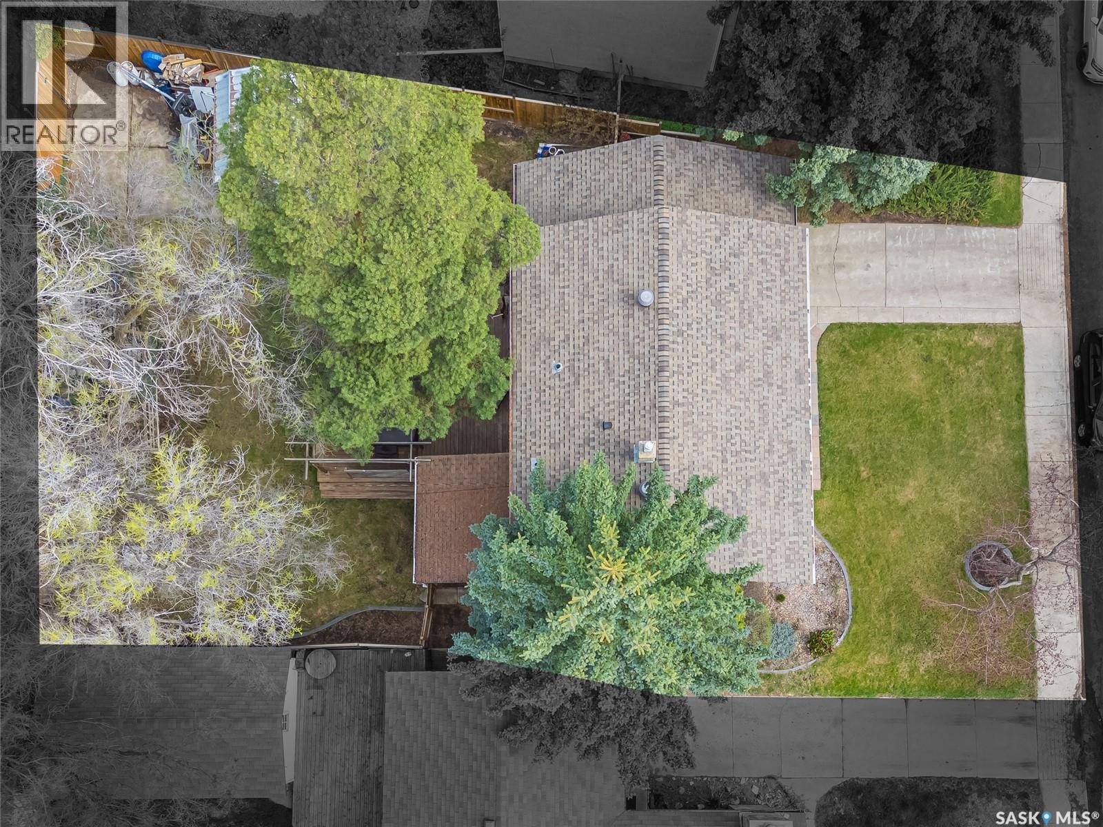 5 Leyden Crescent, Saskatoon, SK - Outdoor