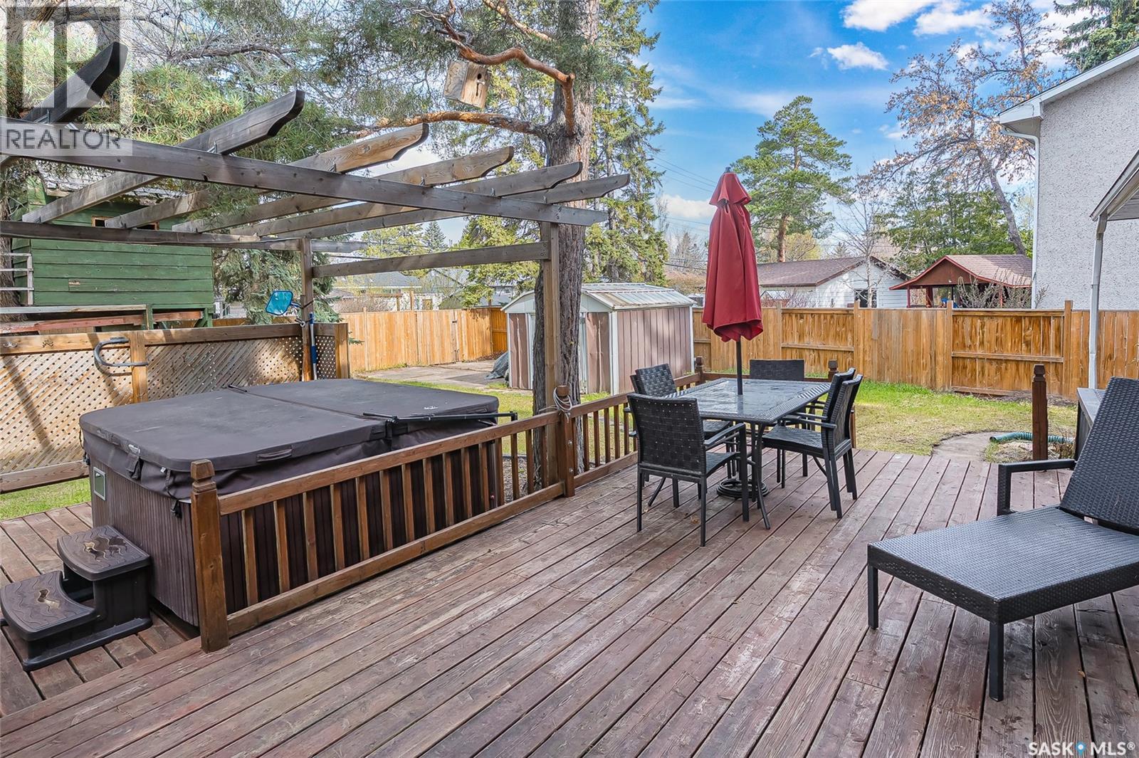 5 Leyden Crescent, Saskatoon, SK - Outdoor With Deck Patio Veranda With Exterior