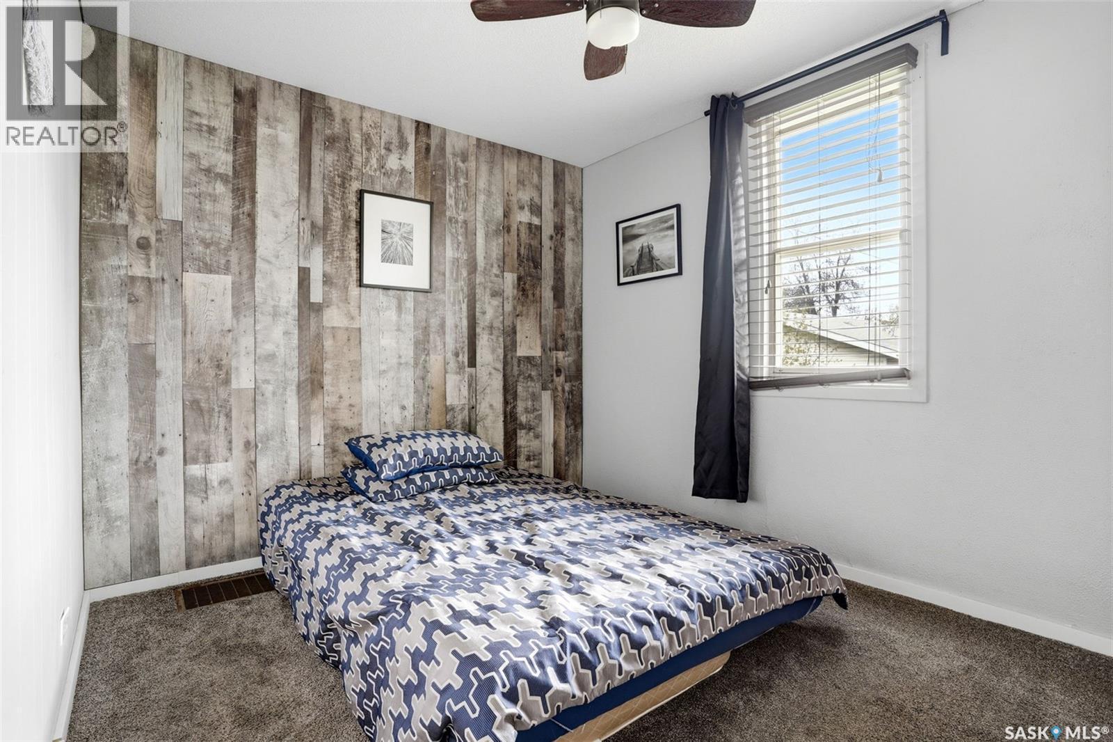 2249 Atkinson Street, Regina, SK - Indoor Photo Showing Bedroom