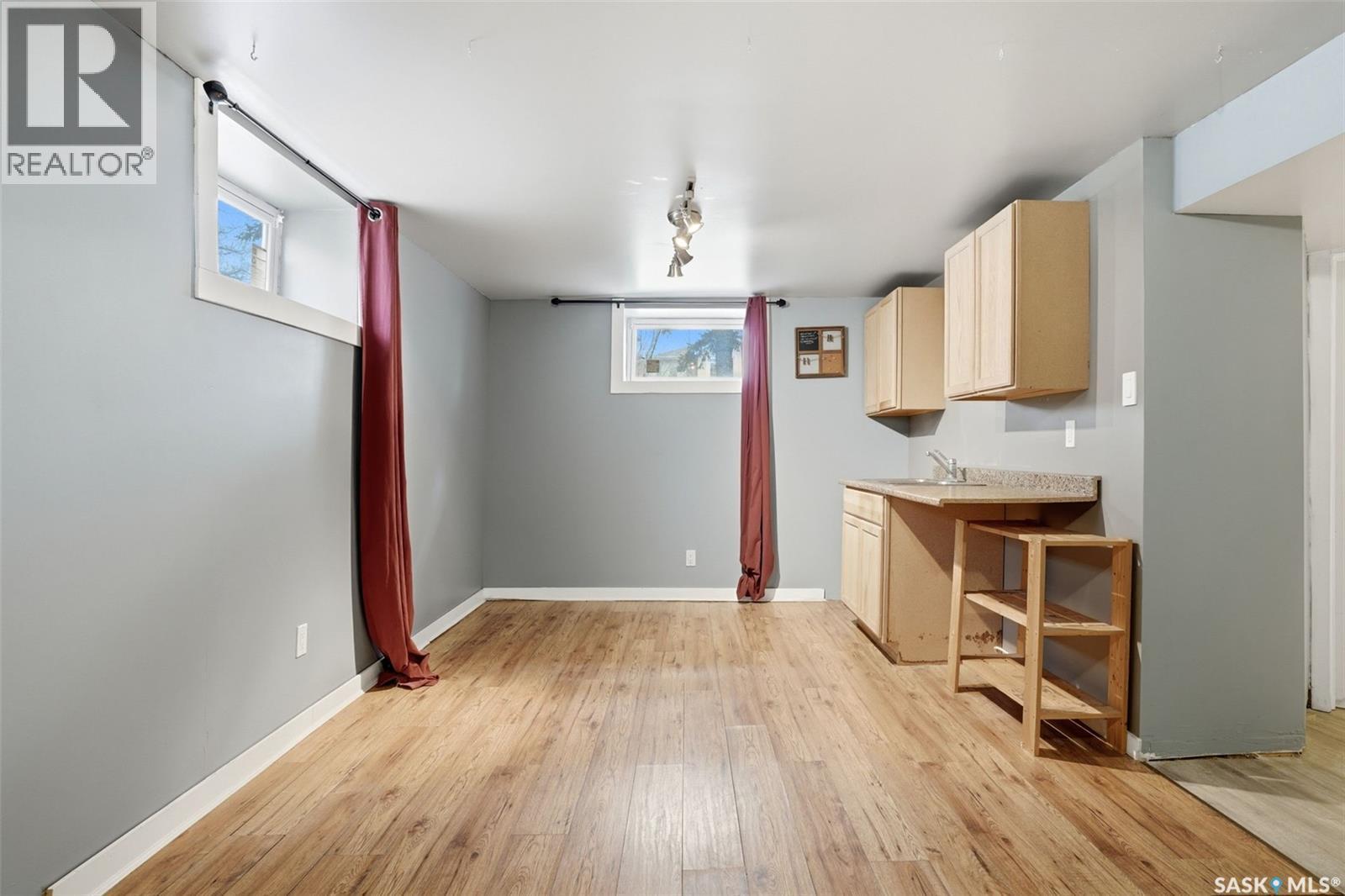 2249 Atkinson Street, Regina, SK - Indoor Photo Showing Other Room