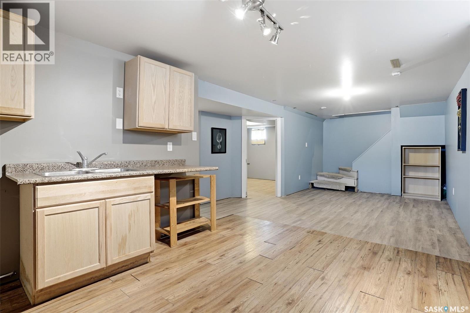 2249 Atkinson Street, Regina, SK - Indoor Photo Showing Kitchen With Double Sink