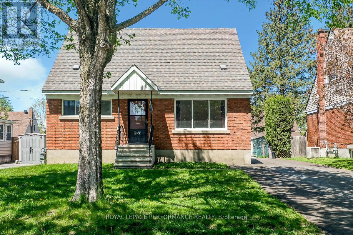 535 Dunbrack Street, Ottawa, ON - Outdoor