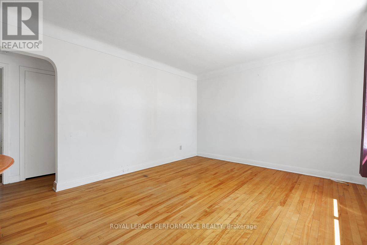 535 Dunbrack Street, Ottawa, ON - Indoor Photo Showing Other Room