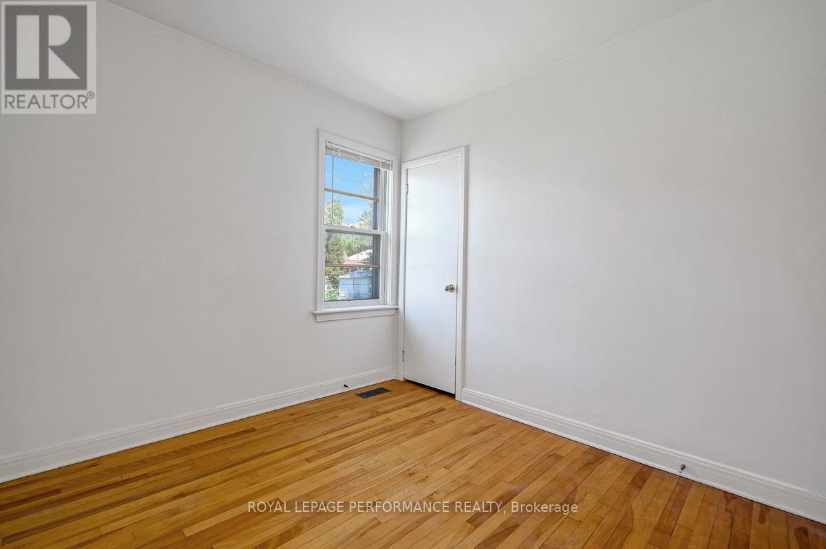 535 Dunbrack Street, Ottawa, ON - Indoor Photo Showing Other Room