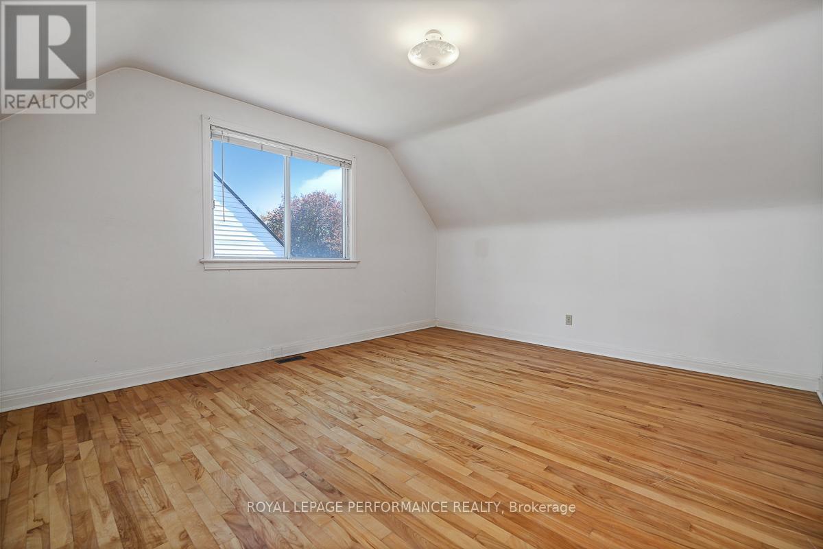 535 Dunbrack Street, Ottawa, ON - Indoor Photo Showing Other Room