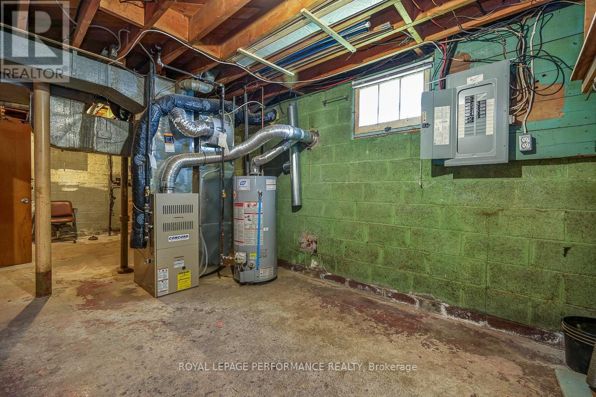 535 Dunbrack Street, Ottawa, ON - Indoor Photo Showing Basement