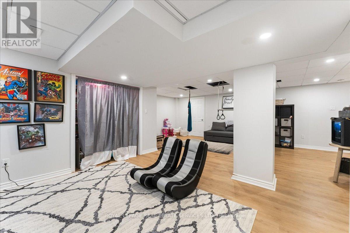 251 Aldercrest Avenue, Hamilton, ON - Indoor