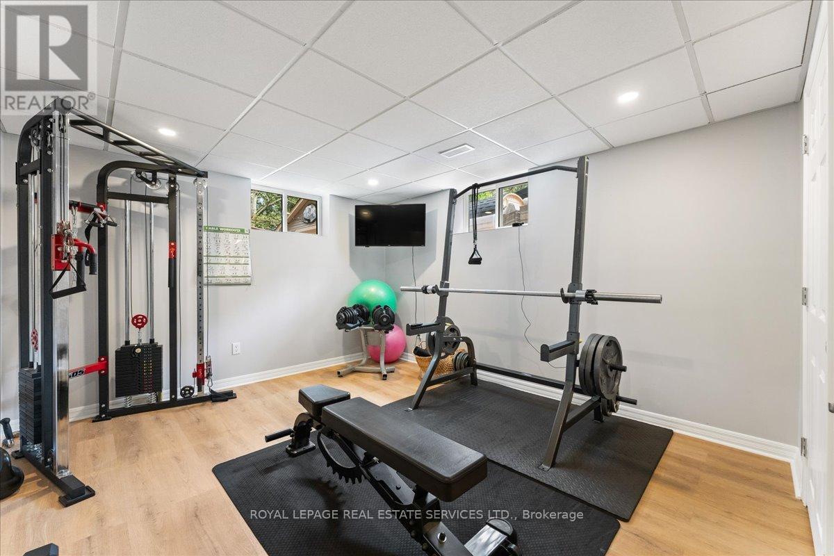 251 Aldercrest Avenue, Hamilton, ON - Indoor Photo Showing Gym Room