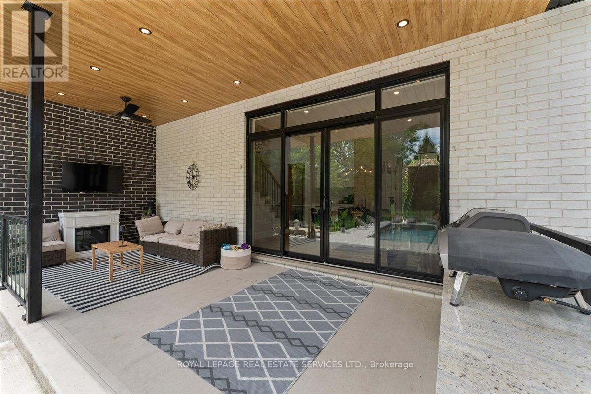 251 Aldercrest Avenue, Hamilton, ON - Outdoor With Deck Patio Veranda With Exterior