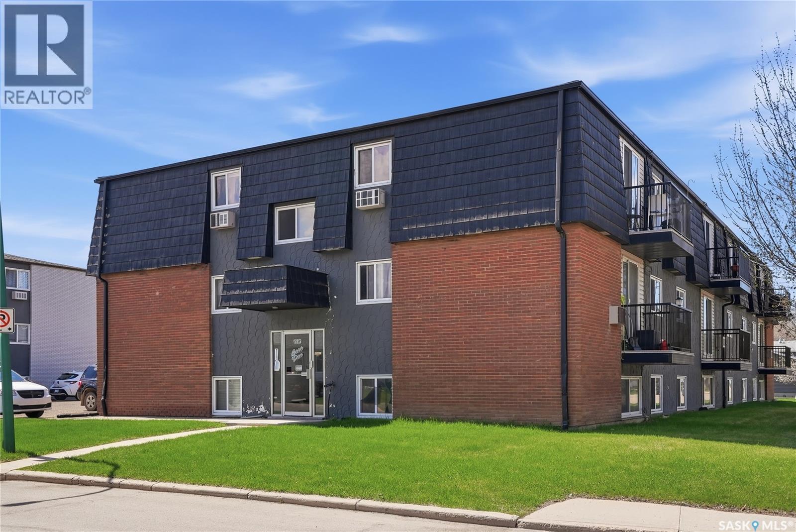 3 115 Acadia Drive, Saskatoon, SK