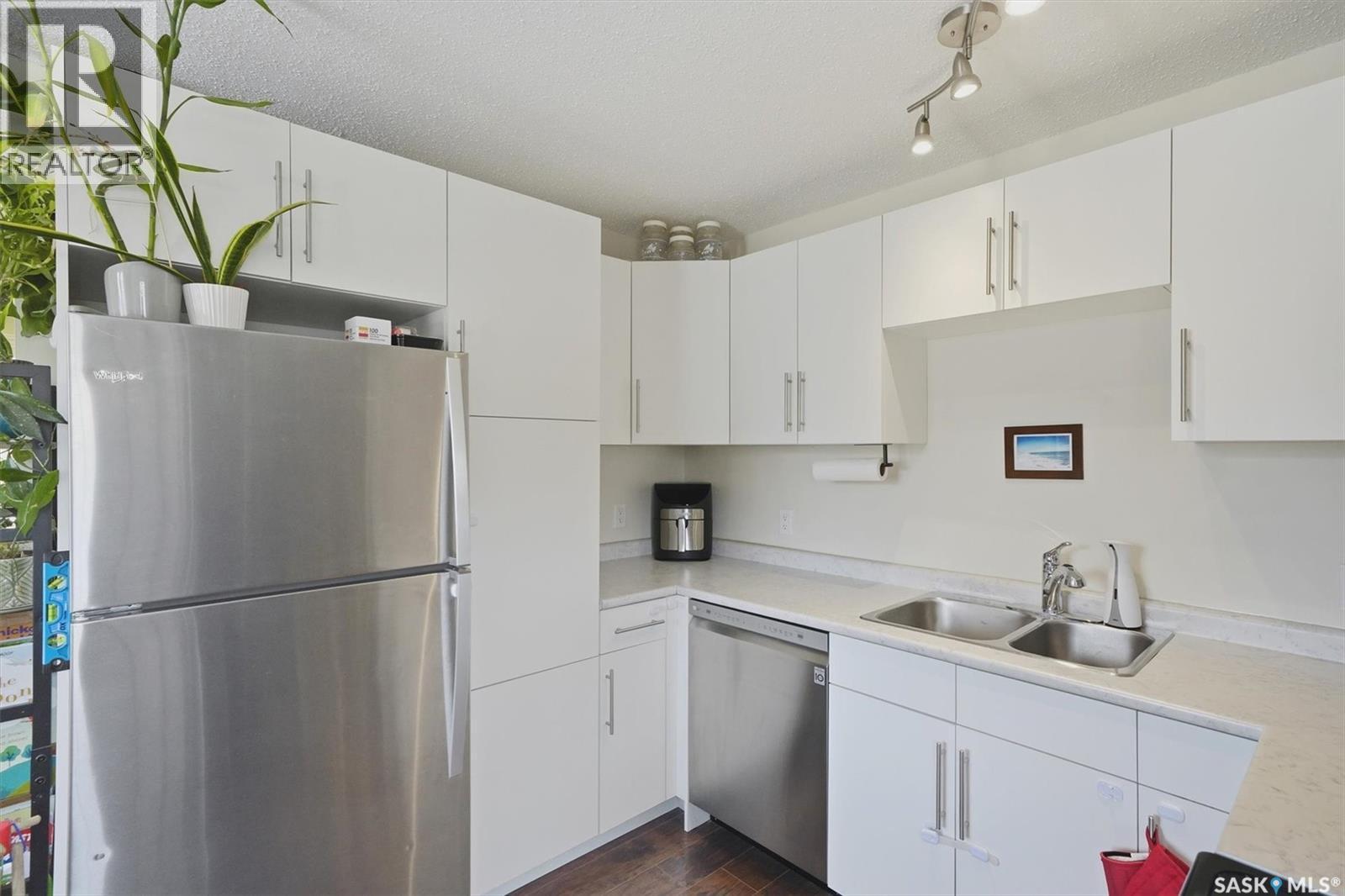 1725 Belfast Avenue, Saskatoon, SK