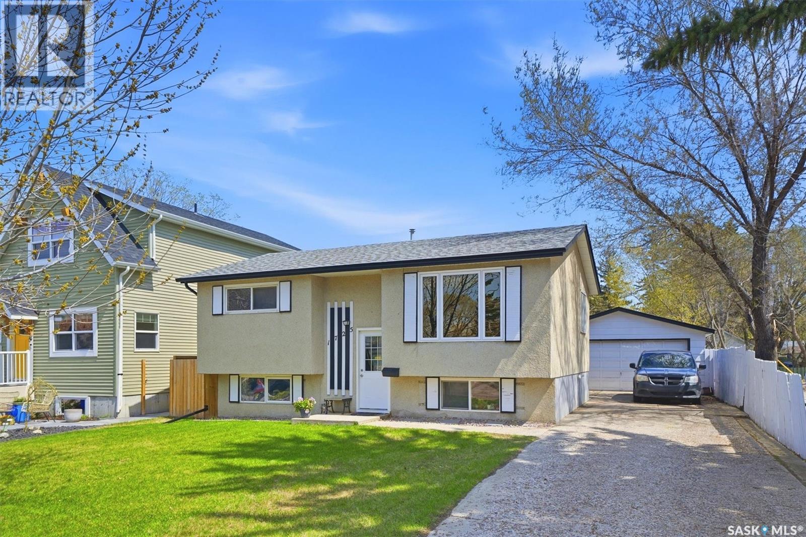 1725 Belfast Avenue, Saskatoon, SK