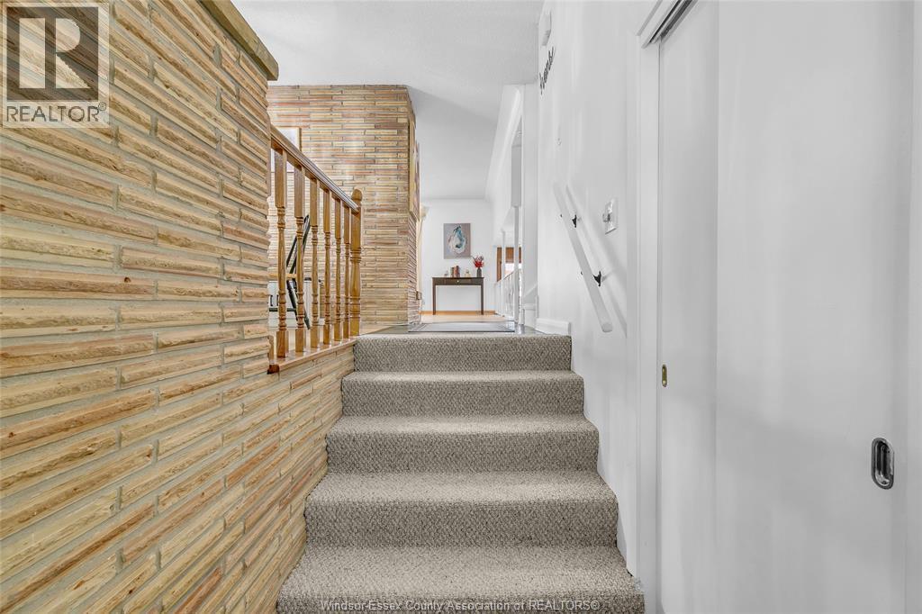 719 Champlain Drive, Windsor, ON - Indoor Photo Showing Other Room