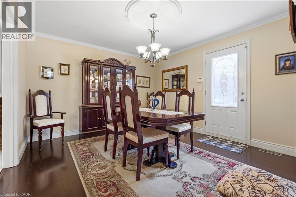 58 Centennial Parkway S, Hamilton, ON - Indoor
