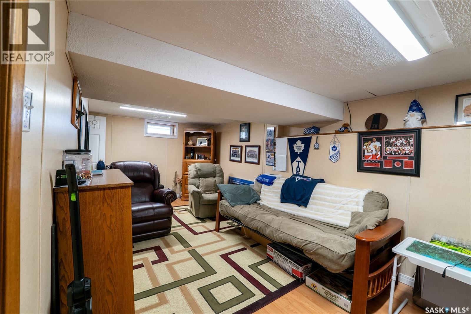 300 Carson Street, Dundurn, SK - Indoor Photo Showing Other Room