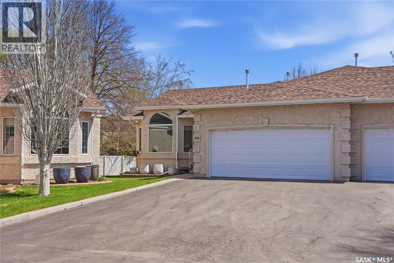 309 315 Berini Drive, Saskatoon, SK