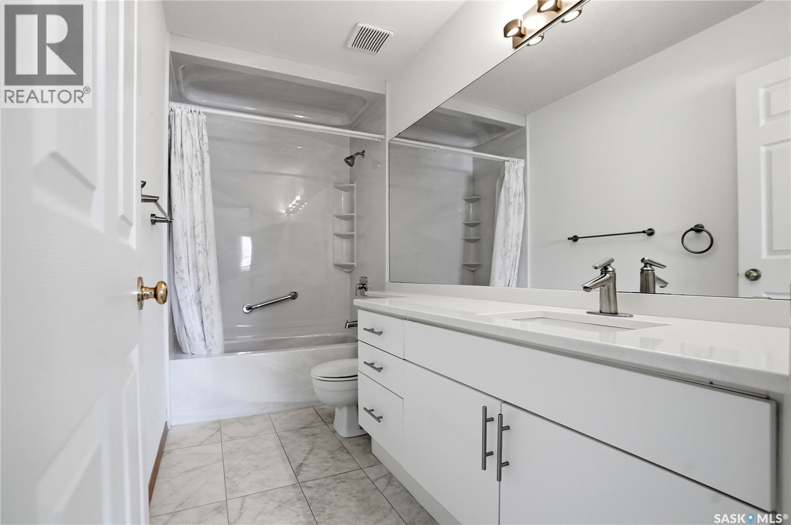 309 315 Berini Drive, Saskatoon, SK