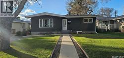 1445 Ashley DRIVE Swift Current, SK S9H 1N6