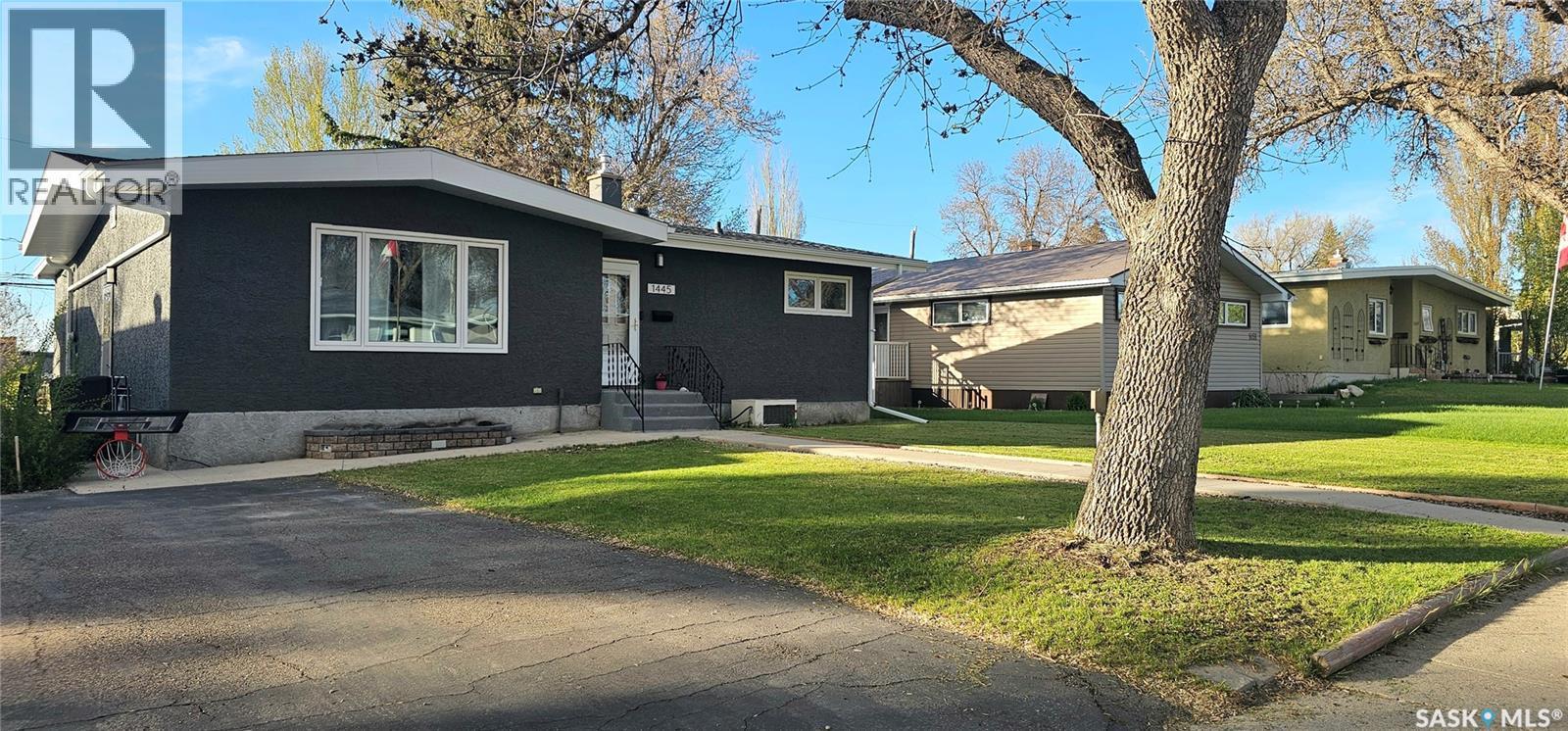 1445 Ashley Drive, Swift Current, SK