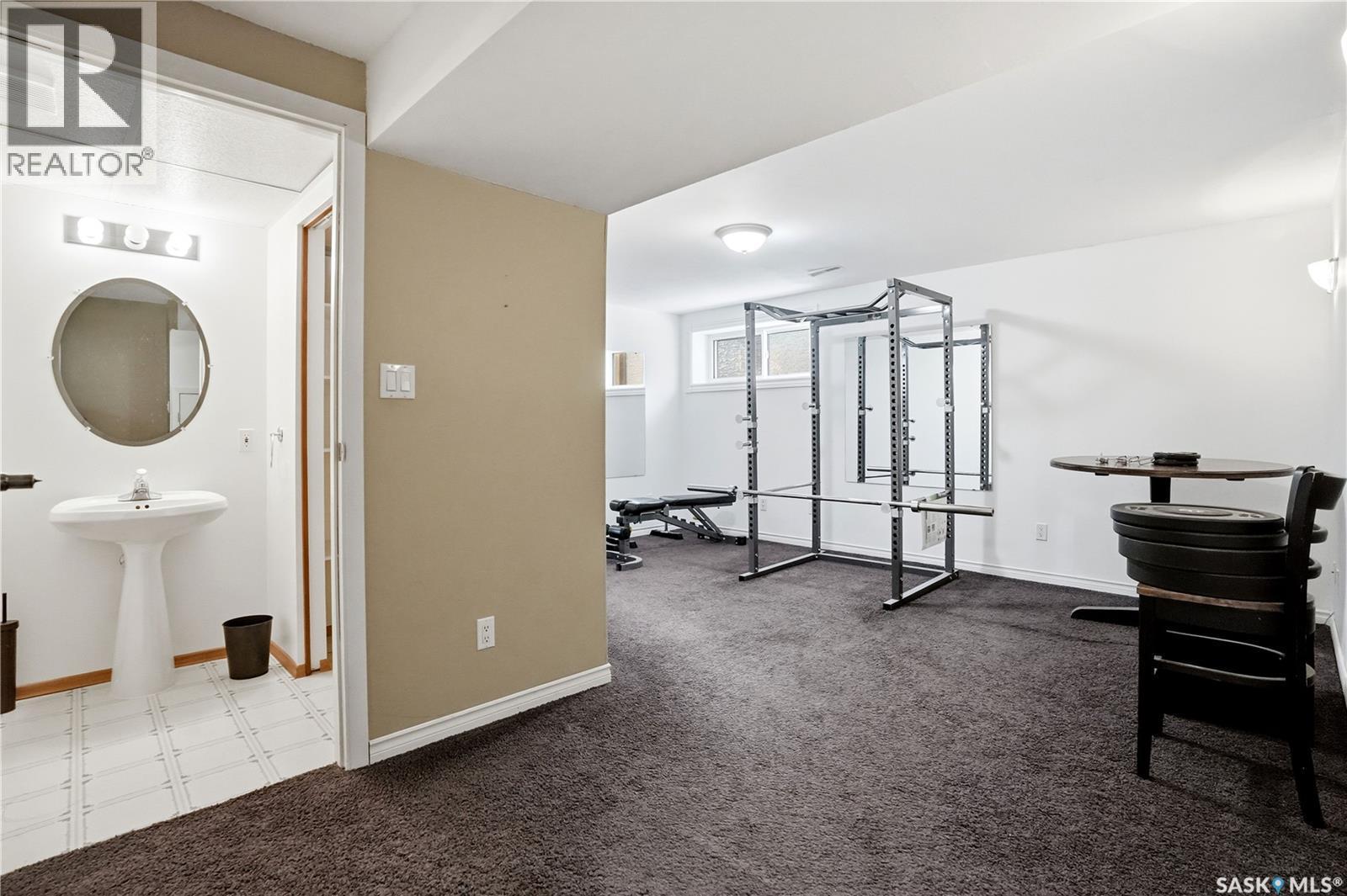 5851 Ehrle Crescent, Regina, SK