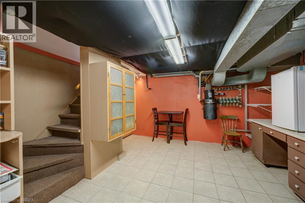 9 Summerhayes Crescent, Brantford, ON - Indoor Photo Showing Basement