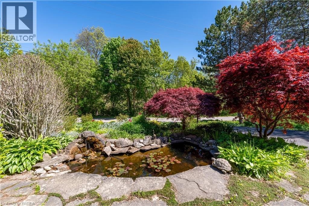 9 Summerhayes Crescent, Brantford, ON - Outdoor