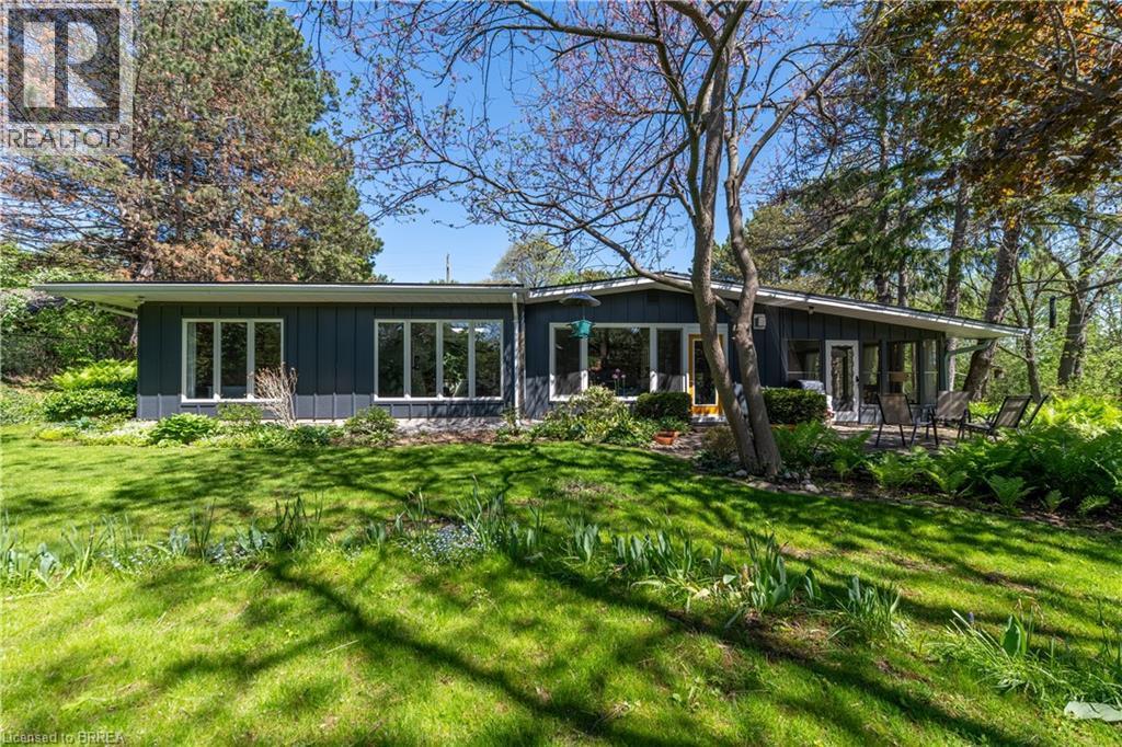 9 Summerhayes Crescent, Brantford, ON - Outdoor