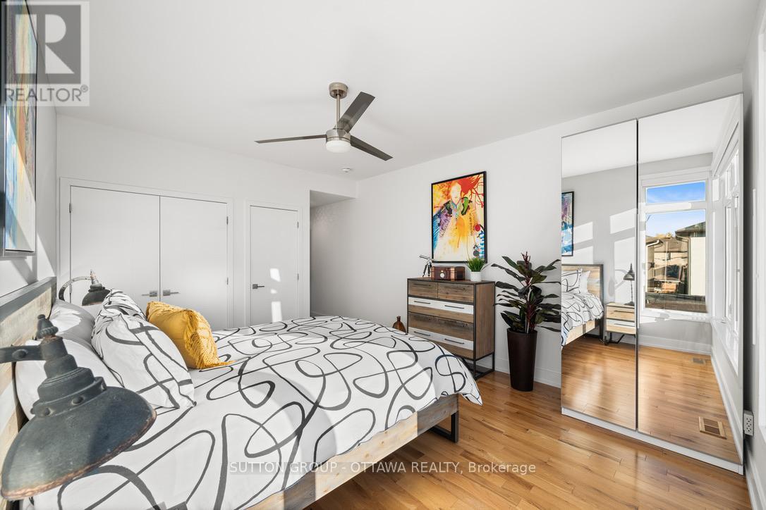 1127 North River Road, Ottawa, ON - Indoor Photo Showing Bedroom