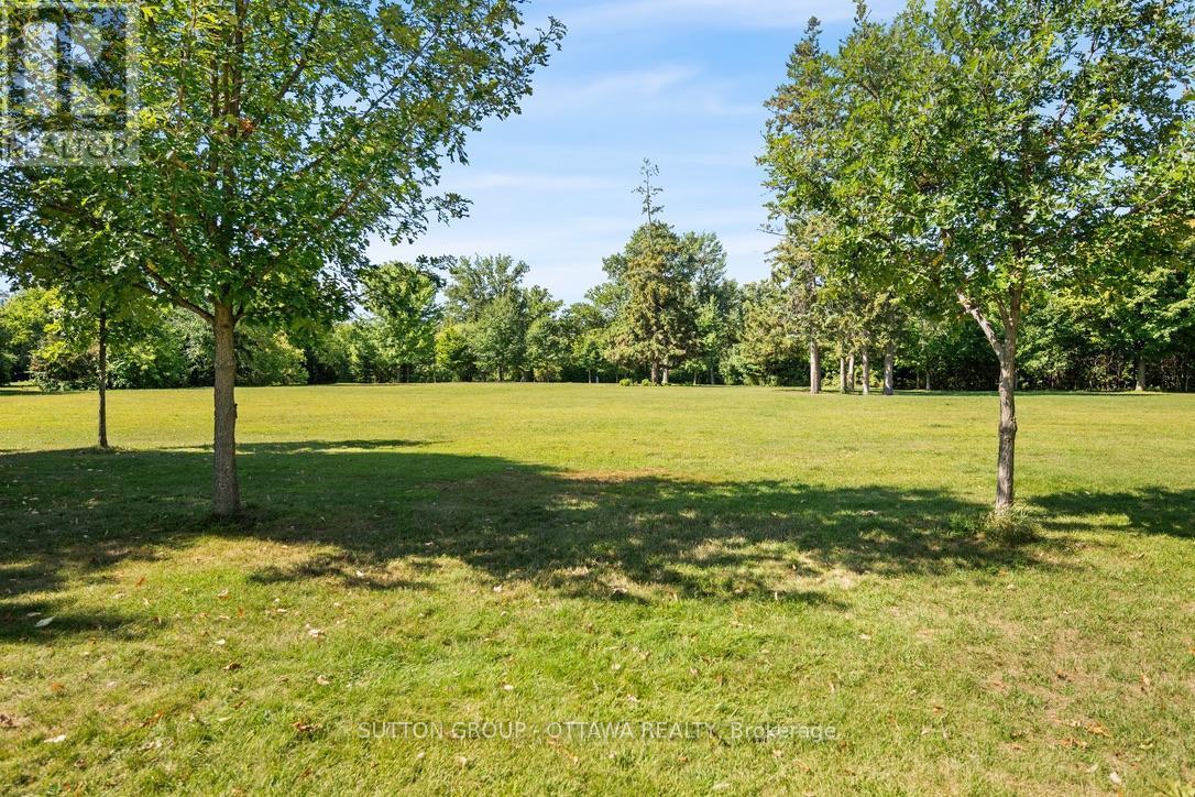 1127 North River Road, Ottawa, ON - Outdoor With View