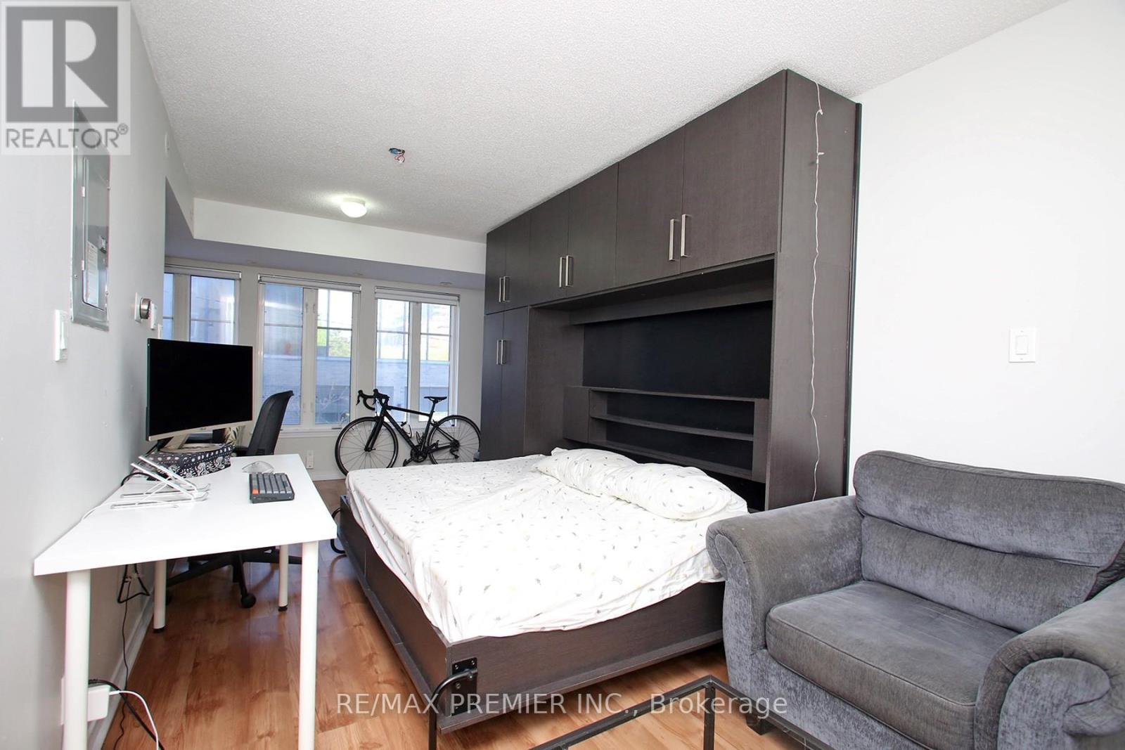 109 - 22 Western Battery Road, Toronto, ON - Indoor