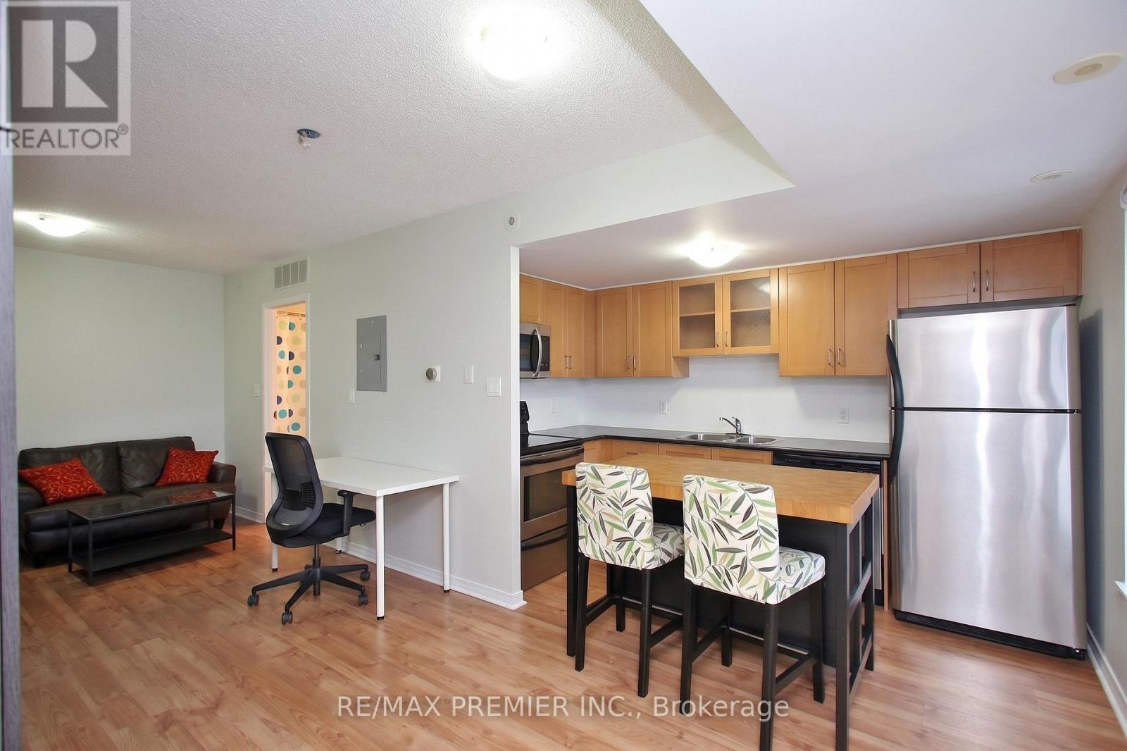 109 - 22 Western Battery Road, Toronto, ON - Indoor