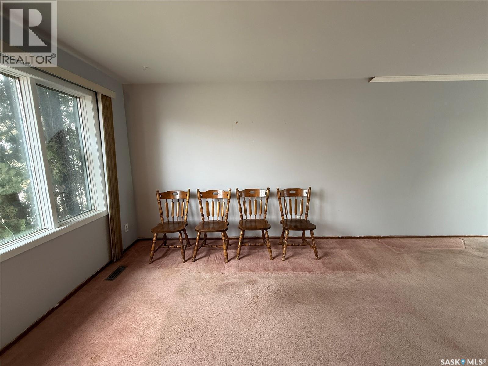 138 Weyakwin Drive, Saskatoon, SK - Indoor Photo Showing Other Room