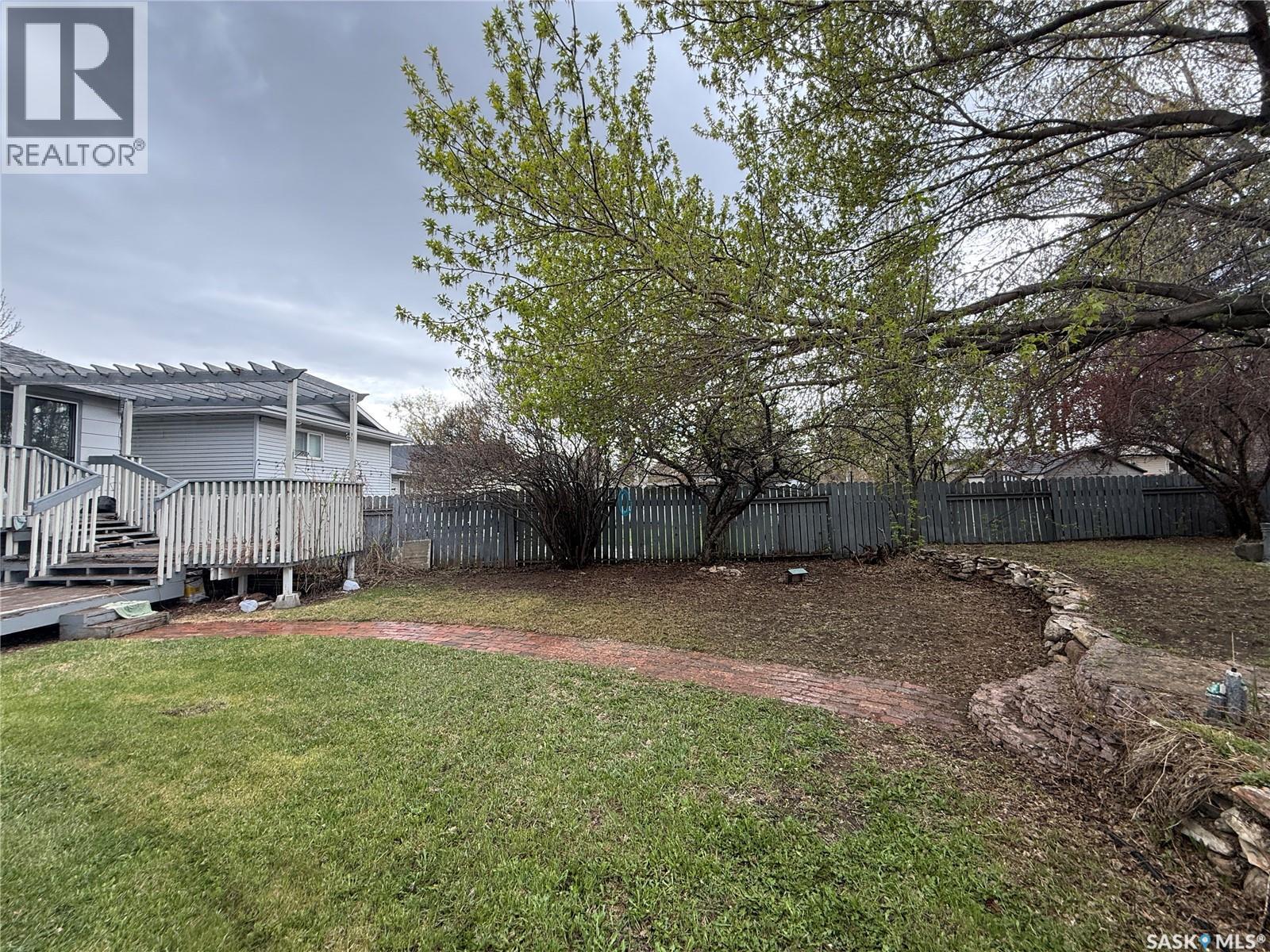 138 Weyakwin Drive, Saskatoon, SK - Outdoor