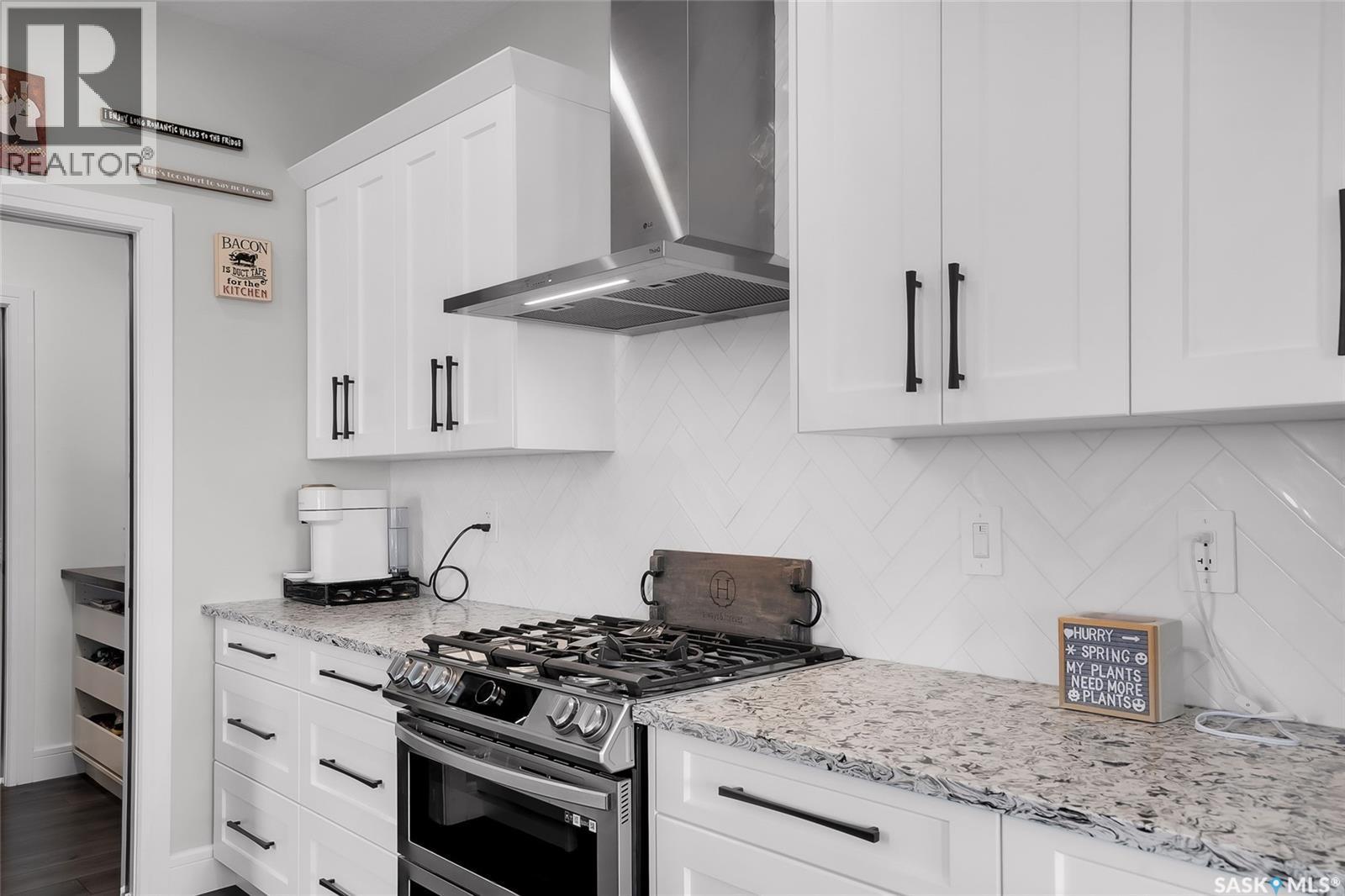 862 Bentley Manor, Saskatoon, SK