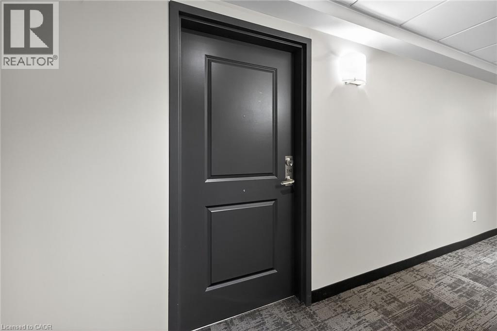153 Wilson Street W Unit# 310, Ancaster, ON - Indoor Photo Showing Other Room