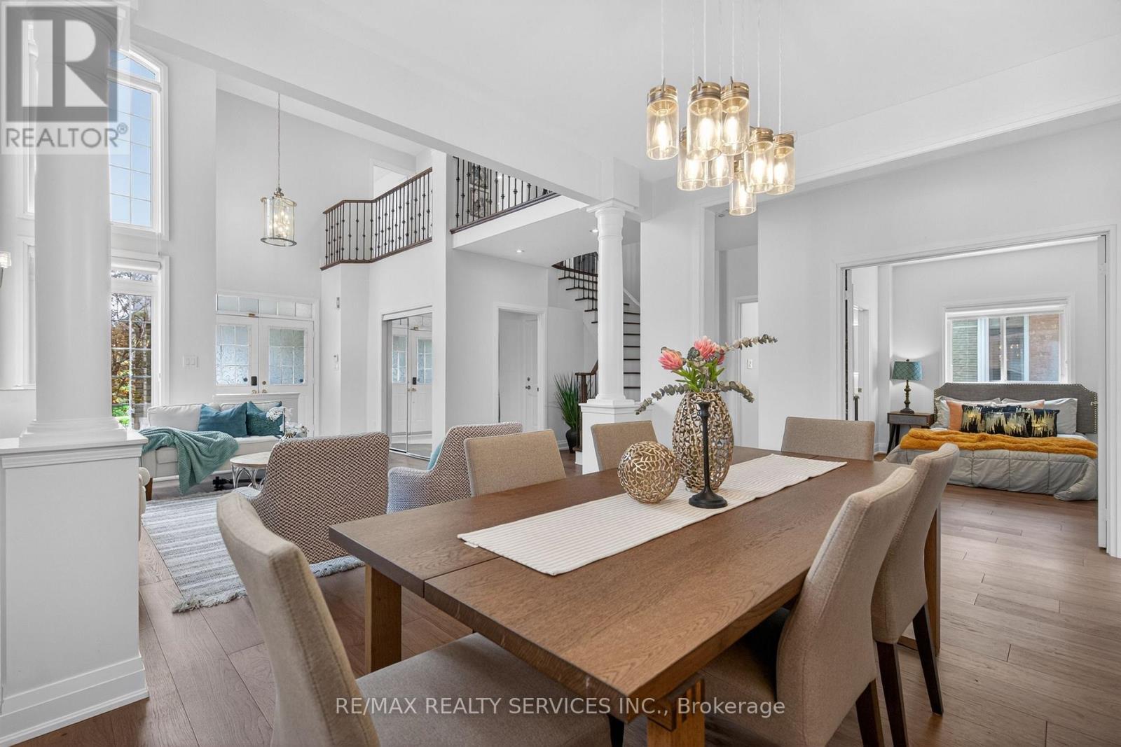 3365 Destination Drive, Mississauga, ON - Indoor Photo Showing Dining Room