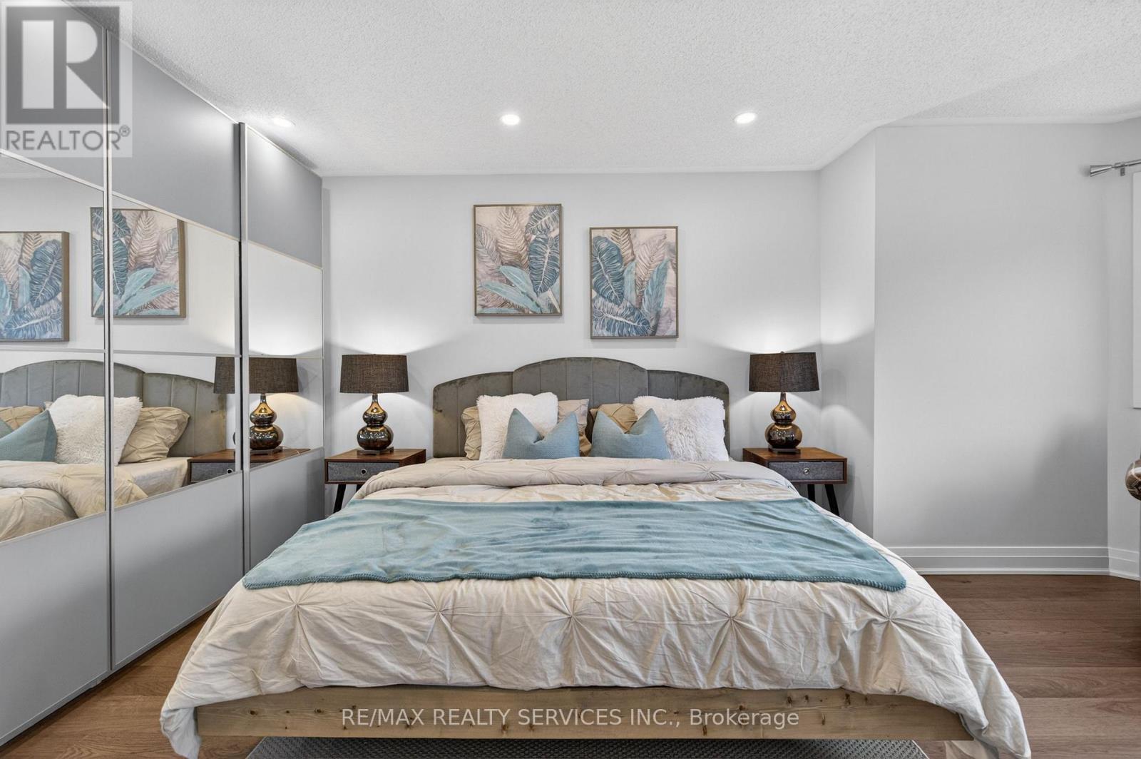 3365 Destination Drive, Mississauga, ON - Indoor Photo Showing Bedroom