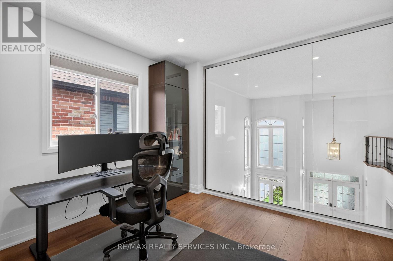 3365 Destination Drive, Mississauga, ON - Indoor Photo Showing Office
