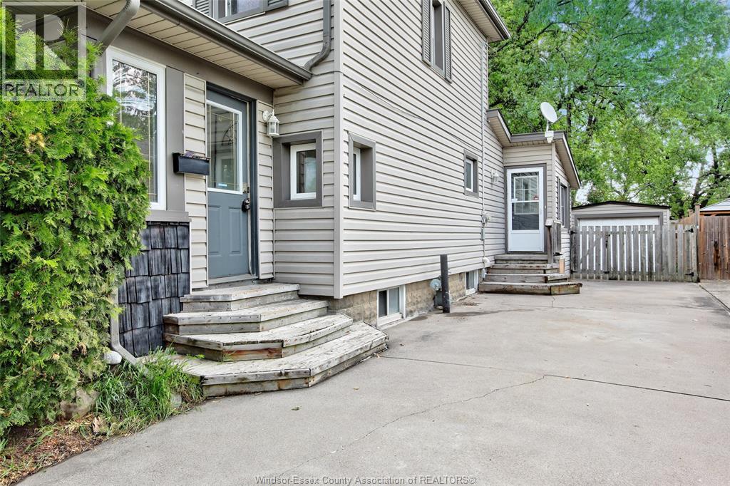 1054 Glidden, Windsor, ON - Outdoor